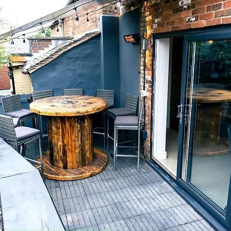 4 Bedroom - Sleep 9 Home In Cheadle Staffordshire - Alton Towers Polar Express Dimmingsdale Peak District Trentham Gardens Water World 外观 照片